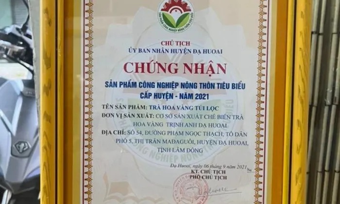 Tác dụng của trà hoa vàng thượng hạng làm quà mừng thọ ông bà